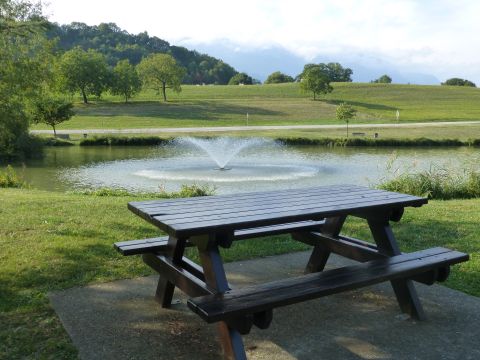 Lac de Morêtel-de-Mailles